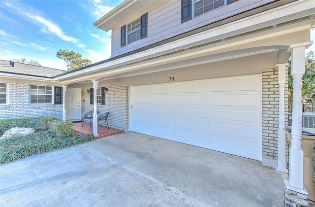 711 BANNOCKBURN AVENUE, Temple Terrace, FL 33617