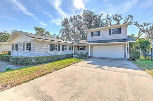 711 BANNOCKBURN AVENUE, Temple Terrace, FL 33617