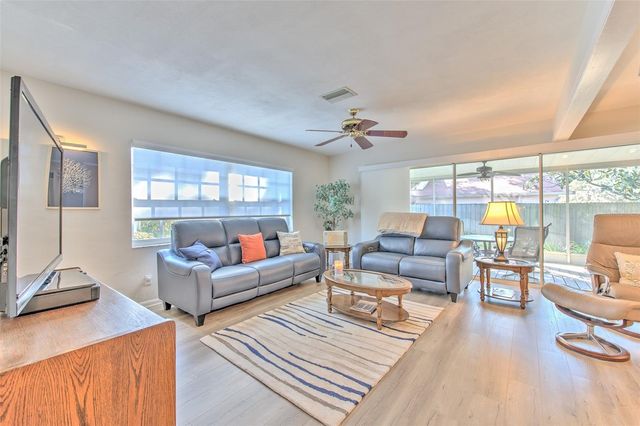 711 BANNOCKBURN AVENUE, Temple Terrace, FL 33617