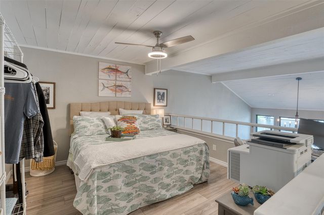 509 Short Circuit 203, Horseshoe Bay, TX 78657