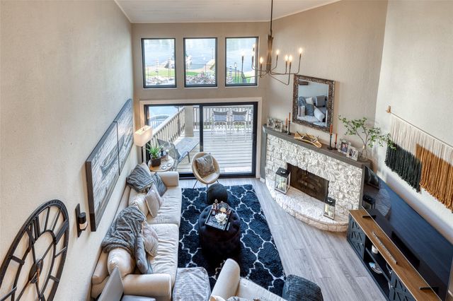 509 Short Circuit 203, Horseshoe Bay, TX 78657