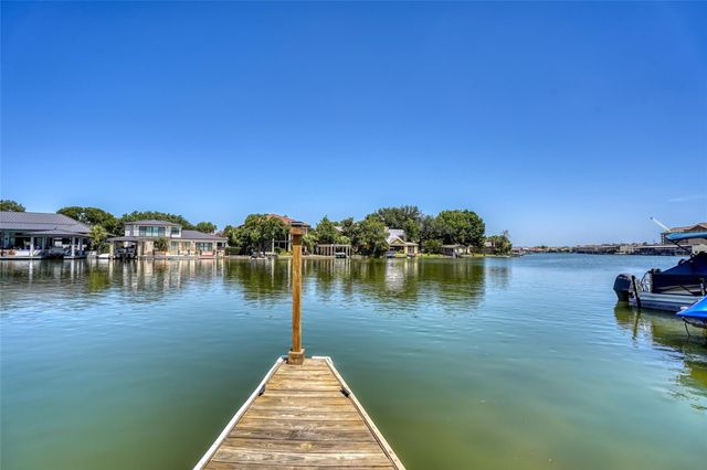 509 Short Circuit 203, Horseshoe Bay, TX 78657