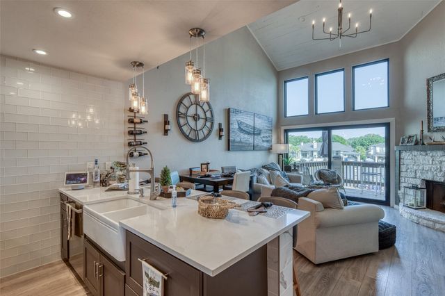 509 Short Circuit 203, Horseshoe Bay, TX 78657