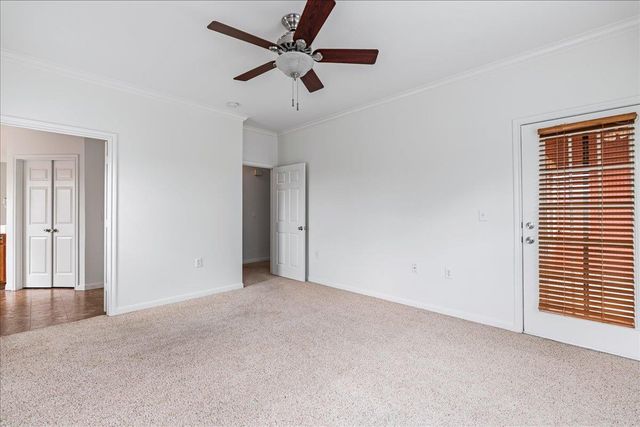 2900 S Lakeline BLVD 124, Cedar Park, TX 78613