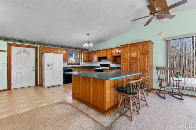 28 Oak Drive, Wappapello, MO 63966