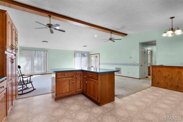 28 Oak Drive, Wappapello, MO 63966