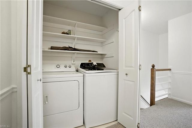 702 W Lake CIR, Chesapeake, VA 23322