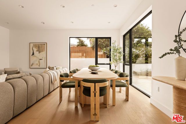 2425 20th Street B, Santa Monica, CA 90405