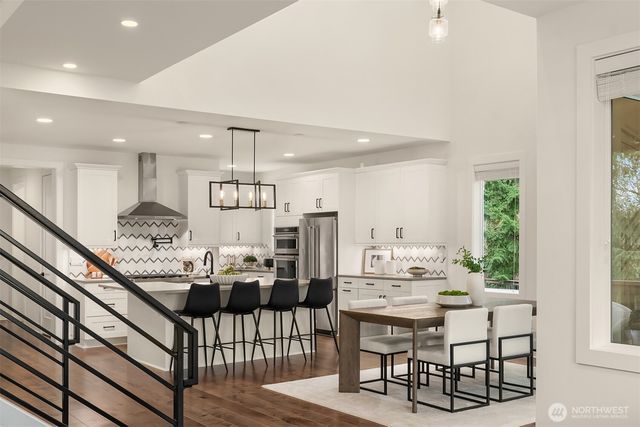 7967 112th Lane SE, Newcastle, WA 98056