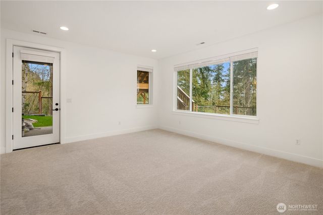 7967 112th Lane SE, Newcastle, WA 98056