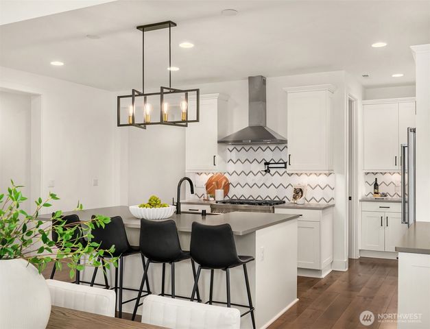 7967 112th Lane SE, Newcastle, WA 98056