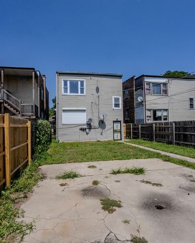 1523 E 74th Place 1, Chicago, IL 60619