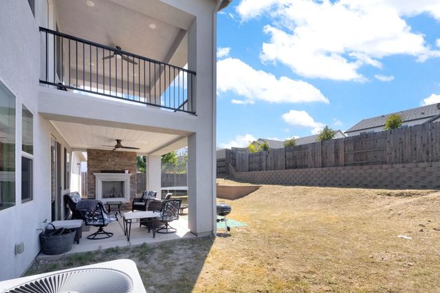 2940 Laredo Dr, Rocklin, CA 95765