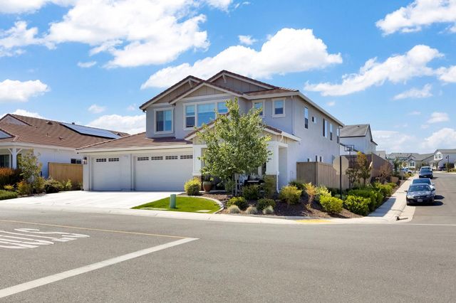 2940 Laredo Dr, Rocklin, CA 95765