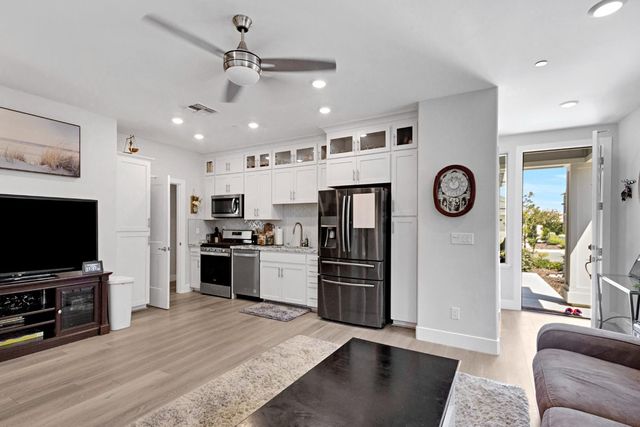 2940 Laredo Dr, Rocklin, CA 95765