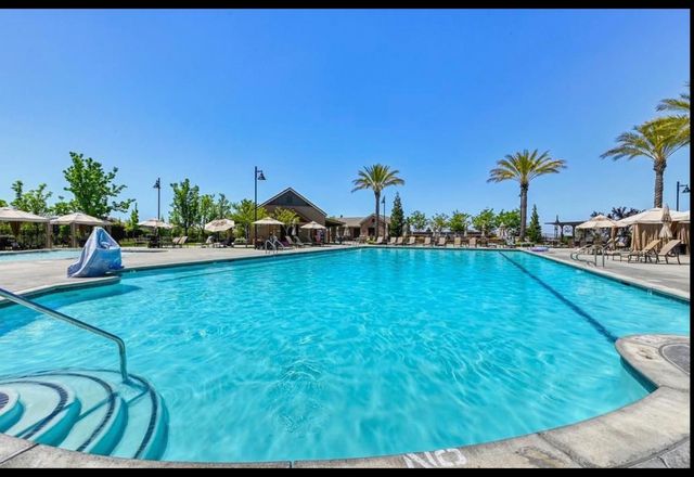 2940 Laredo Dr, Rocklin, CA 95765
