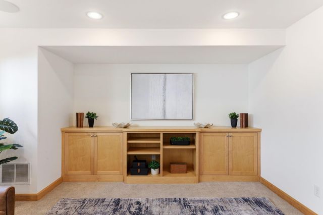 5300 Logan Avenue S, Minneapolis, MN 55419