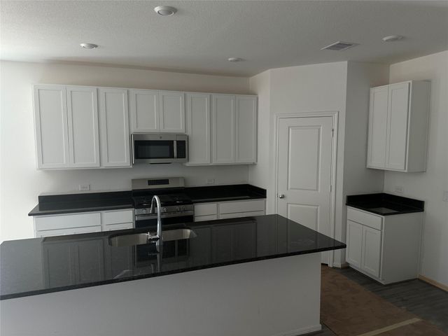 139 Daylight Crest Drive, Crosby, TX 77532