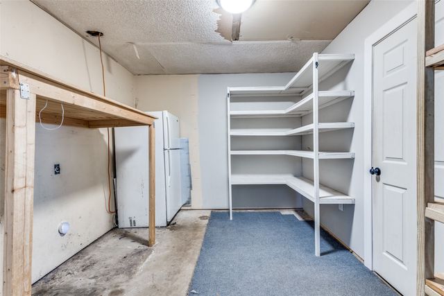 500 Lake Crest Parkway, Azle, TX 76020