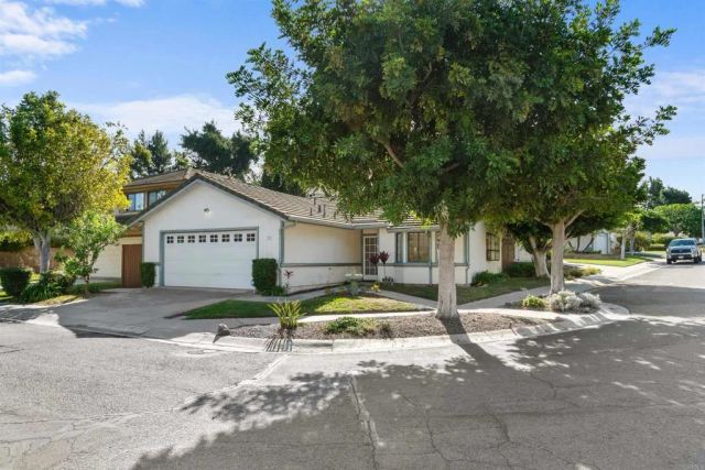 1387 Longfellow Road, Vista, CA 92083