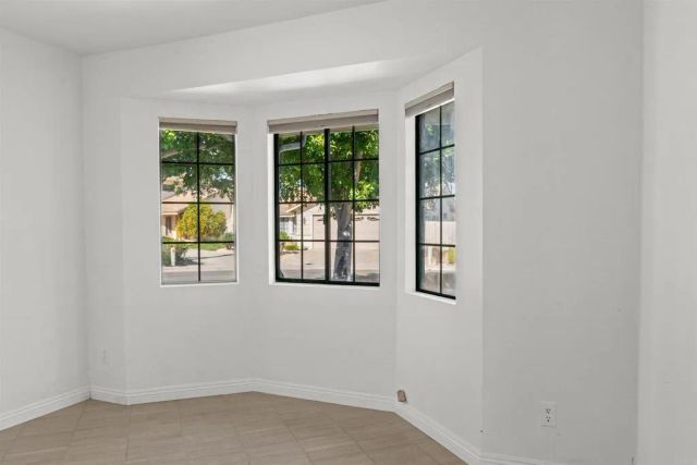 1387 Longfellow Road, Vista, CA 92083