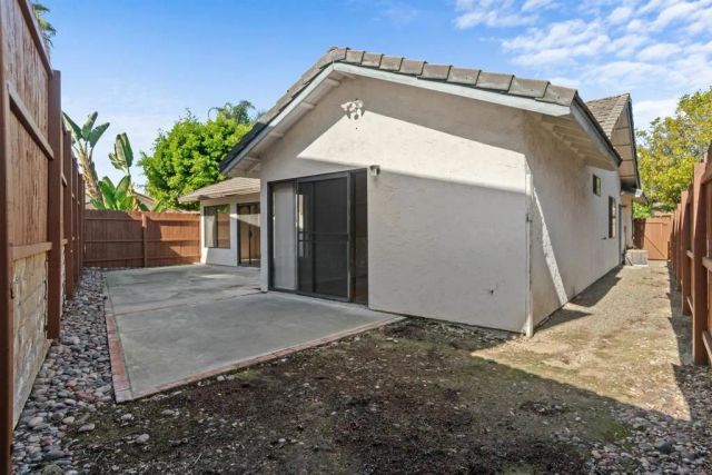 1387 Longfellow Road, Vista, CA 92083