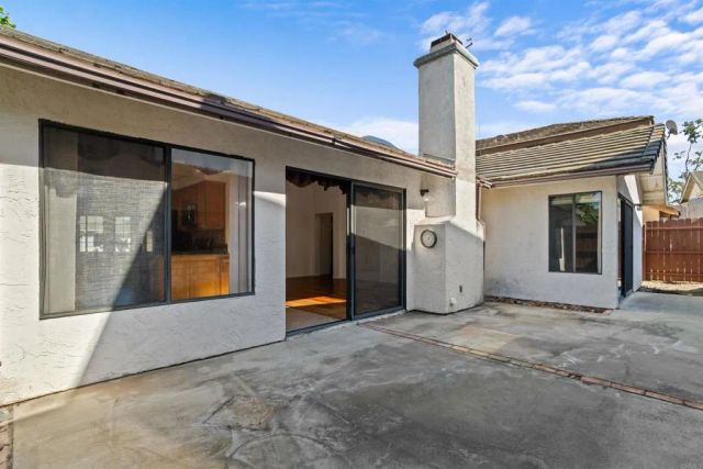 1387 Longfellow Road, Vista, CA 92083