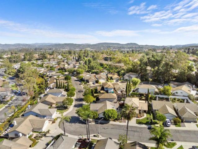 1387 Longfellow Road, Vista, CA 92083