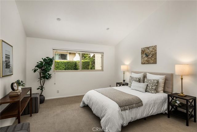 9 Driftwood 22, Irvine, CA 92604