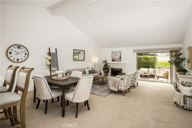 9 Driftwood 22, Irvine, CA 92604