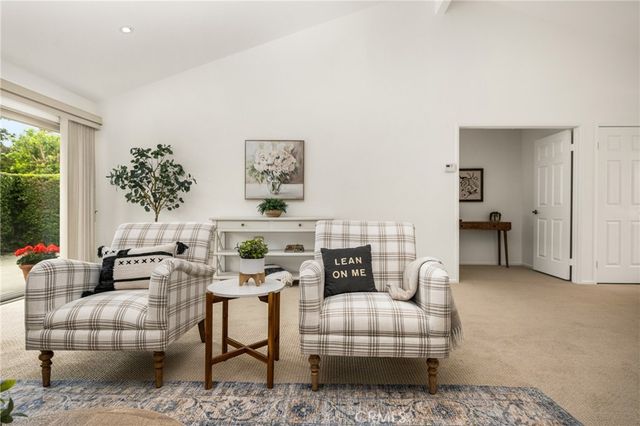 9 Driftwood 22, Irvine, CA 92604