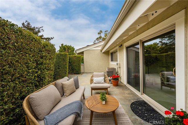9 Driftwood 22, Irvine, CA 92604