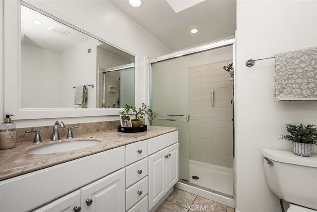 9 Driftwood 22, Irvine, CA 92604