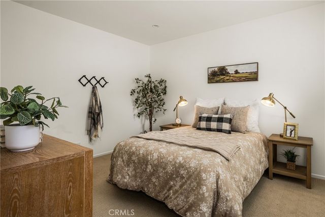9 Driftwood 22, Irvine, CA 92604