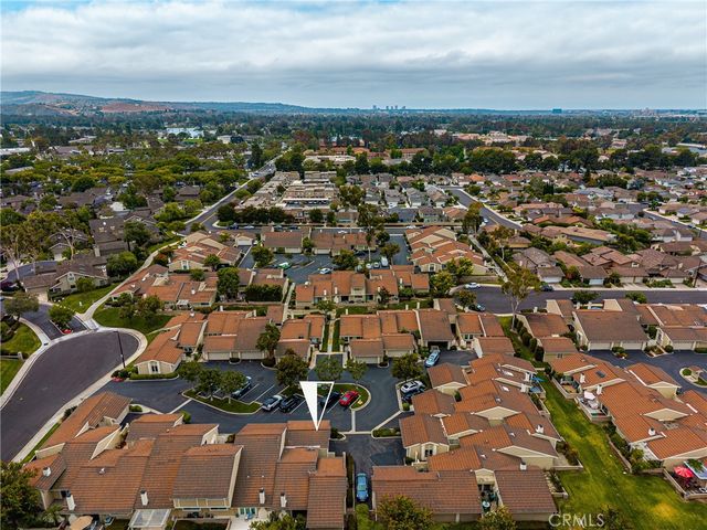 9 Driftwood 22, Irvine, CA 92604