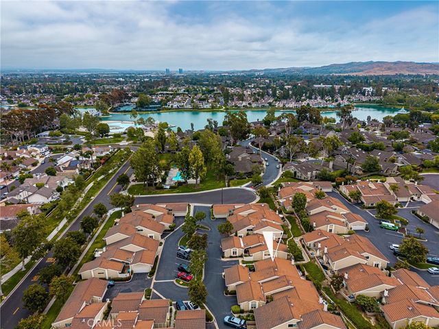 9 Driftwood 22, Irvine, CA 92604