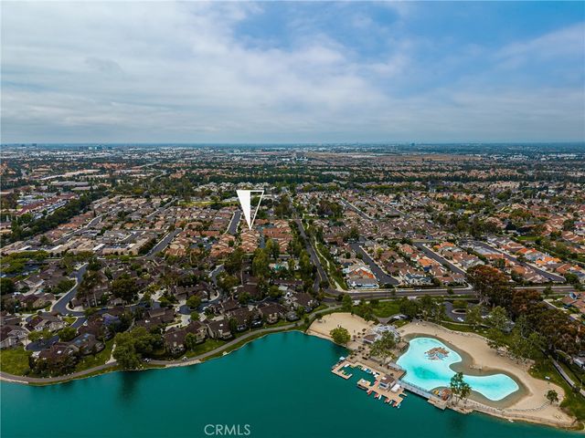 9 Driftwood 22, Irvine, CA 92604