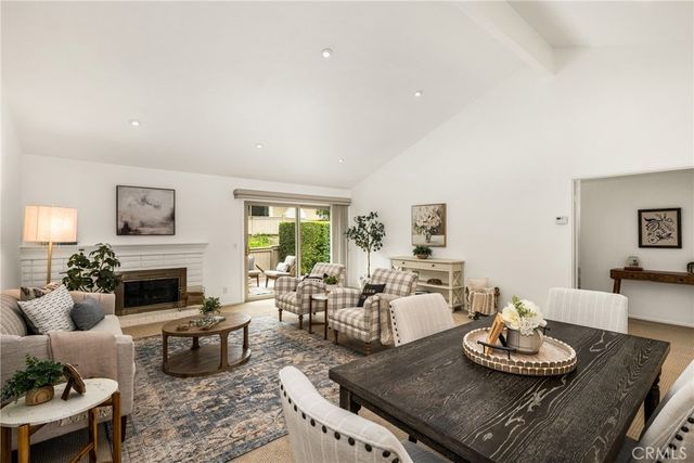 9 Driftwood 22, Irvine, CA 92604