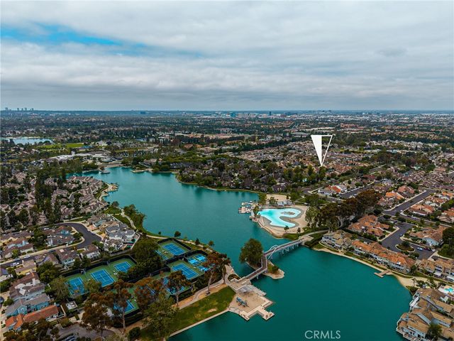 9 Driftwood 22, Irvine, CA 92604