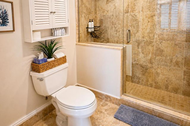 301 Lake Shore Drive, Lake Park, FL 33403