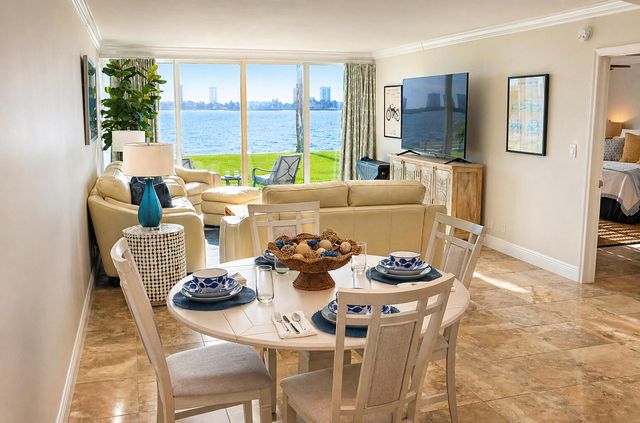 301 Lake Shore Drive, Lake Park, FL 33403