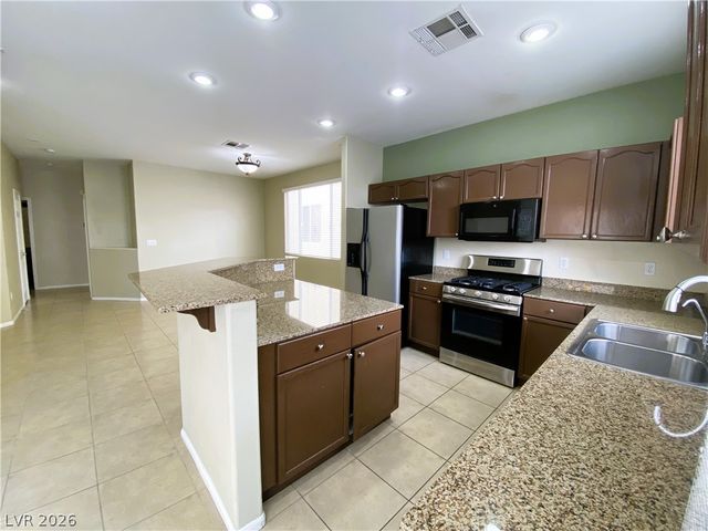 172 Flying Hills Avenue, Las Vegas, NV 89148