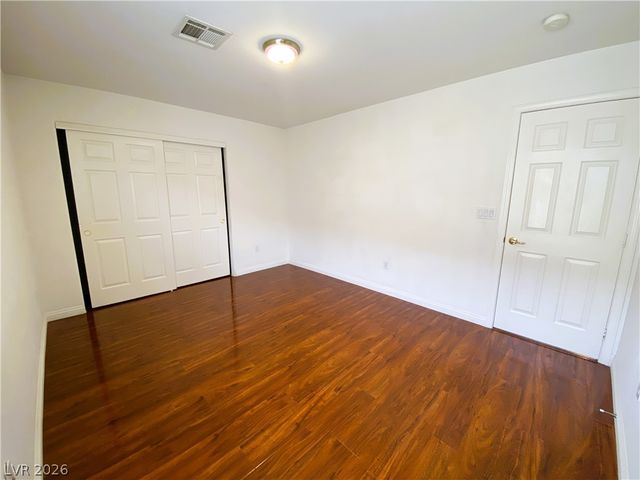 172 Flying Hills Avenue, Las Vegas, NV 89148
