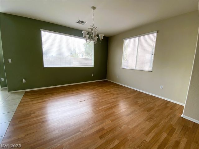 172 Flying Hills Avenue, Las Vegas, NV 89148