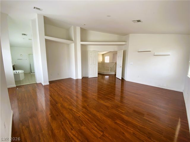 172 Flying Hills Avenue, Las Vegas, NV 89148