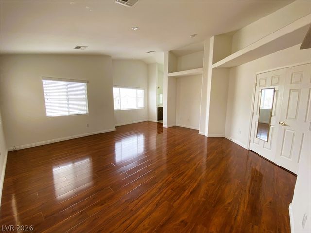 172 Flying Hills Avenue, Las Vegas, NV 89148