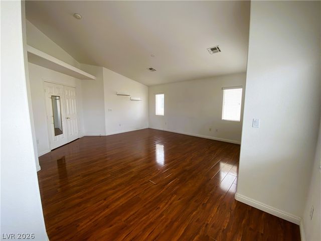 172 Flying Hills Avenue, Las Vegas, NV 89148