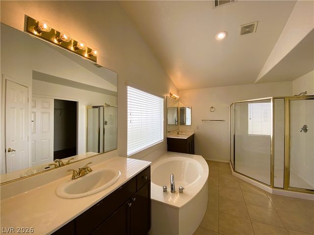 172 Flying Hills Avenue, Las Vegas, NV 89148