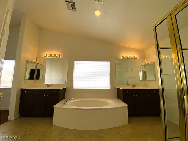 172 Flying Hills Avenue, Las Vegas, NV 89148