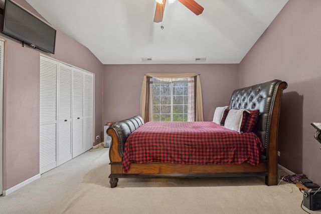 8304 Sierra Woods Lane, Carpentersville, IL 60110